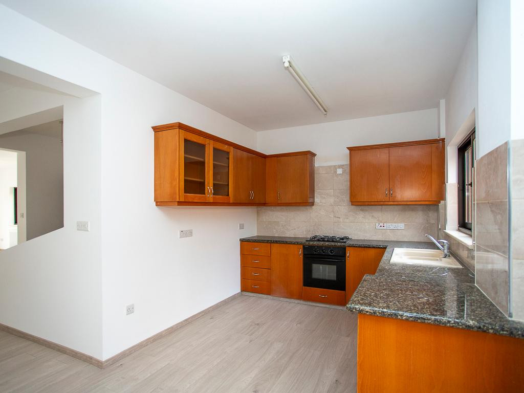 House (Semi detached) in Erimi, Limassol for Sale