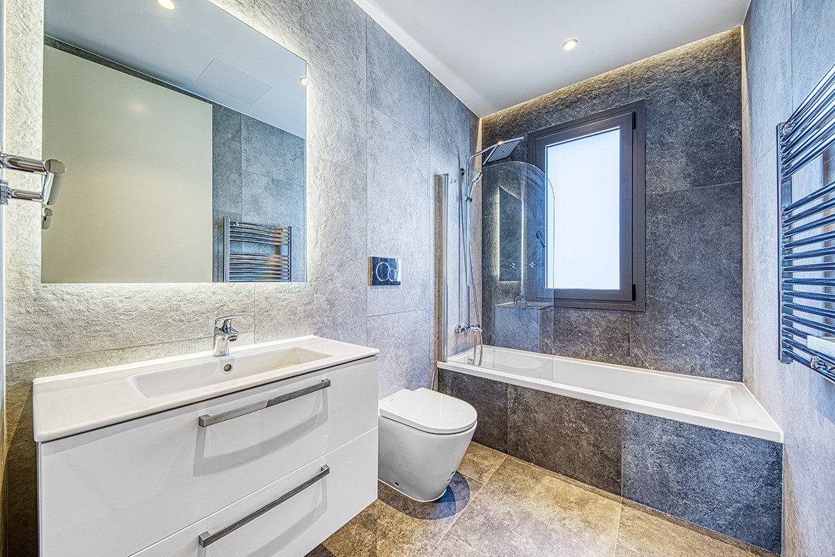 Apartment (Flat) in Germasoyia Tourist Area, Limassol for Rent