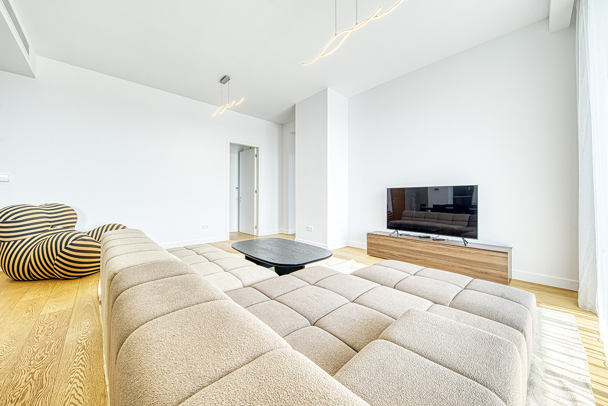 Apartment (Flat) in Columbia, Limassol for Rent