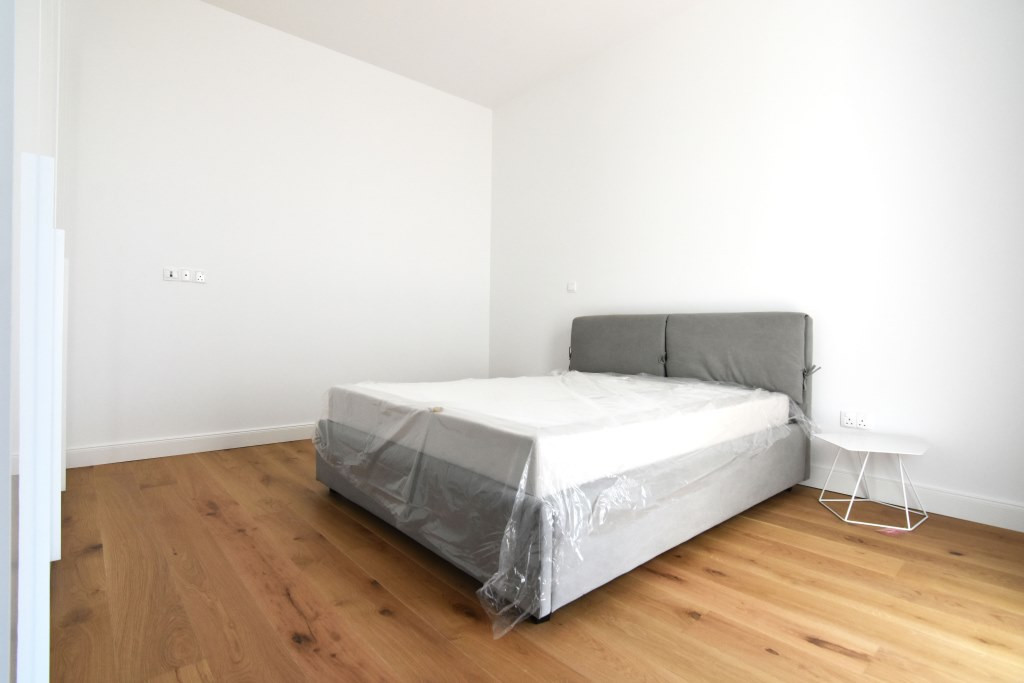 Apartment (Penthouse) in Papas Area, Limassol for Rent