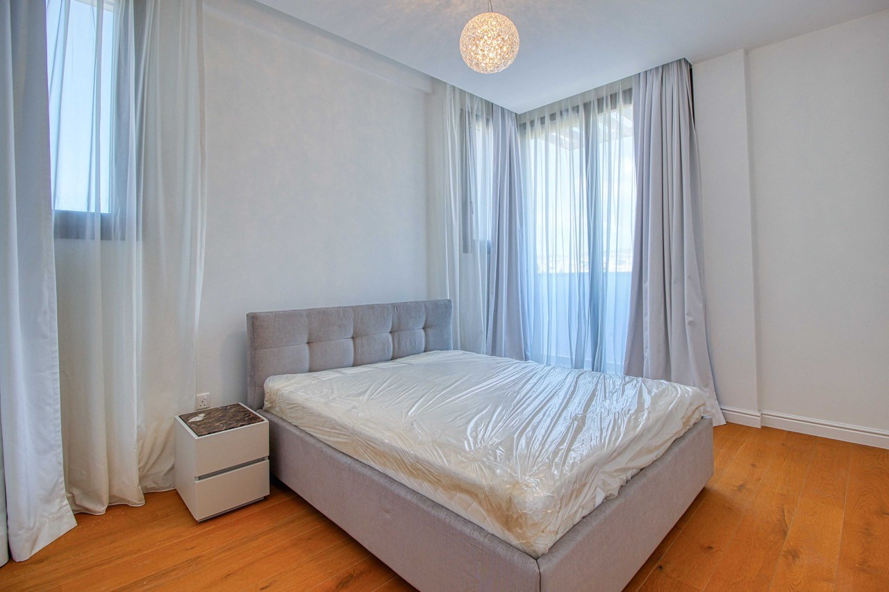 Apartment (Penthouse) in Papas Area, Limassol for Rent