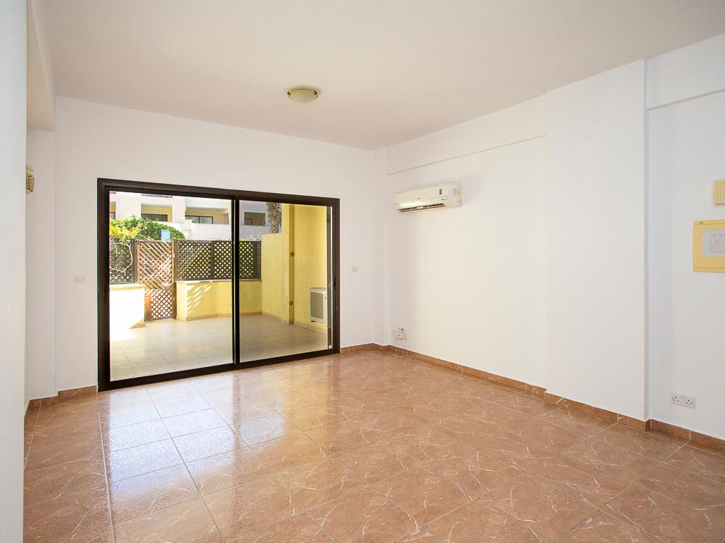 House (Maisonette) in Agios Theodoros Paphos, Paphos for Sale