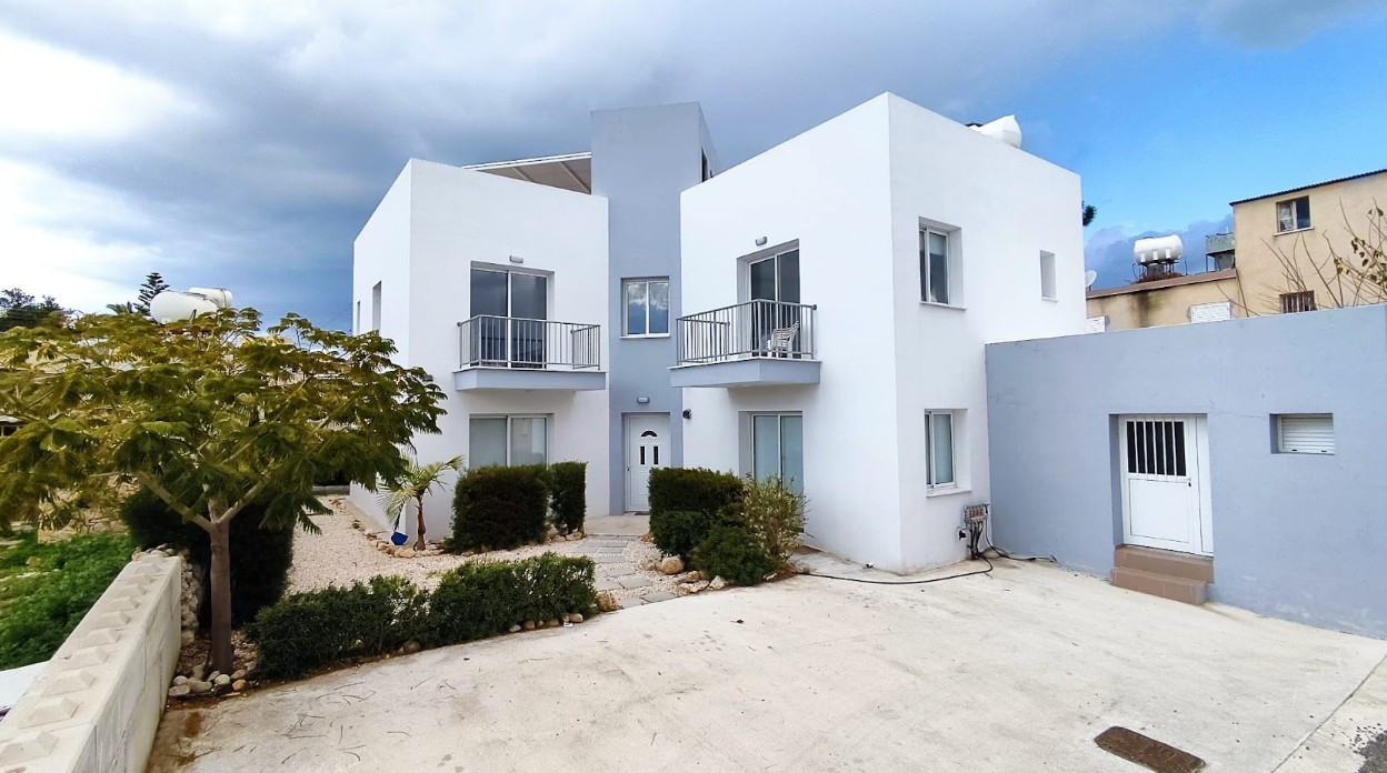 Building (Default) in Geroskipou, Paphos for Sale