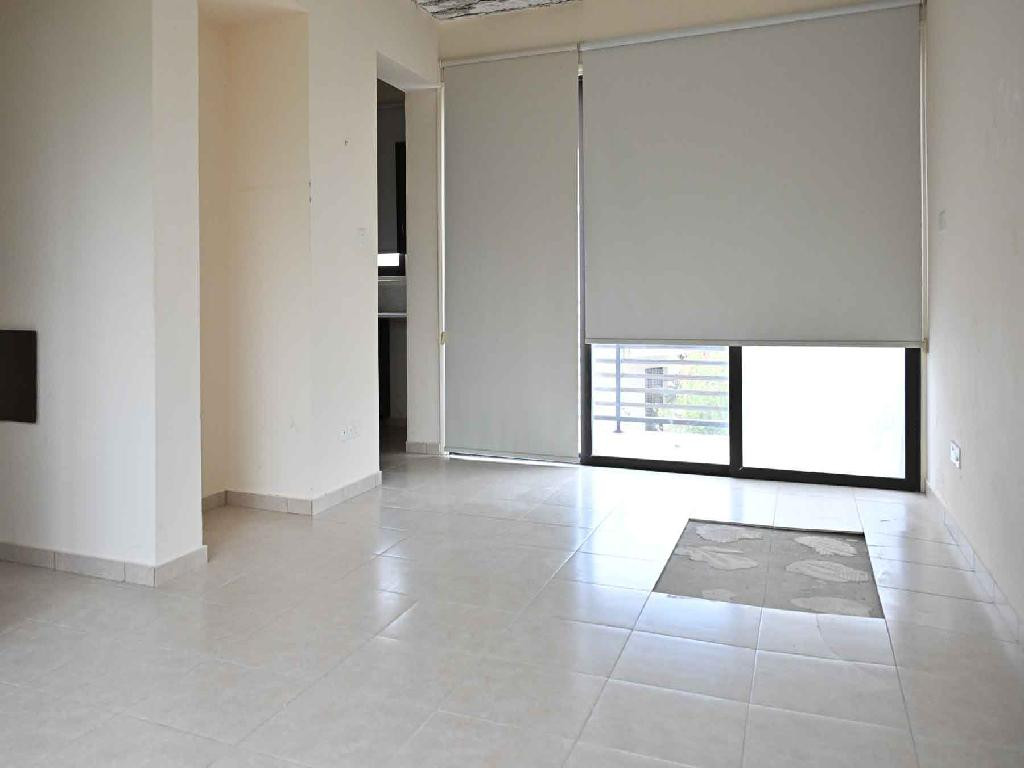 Apartment (Penthouse) in Mazotos, Larnaca for Sale