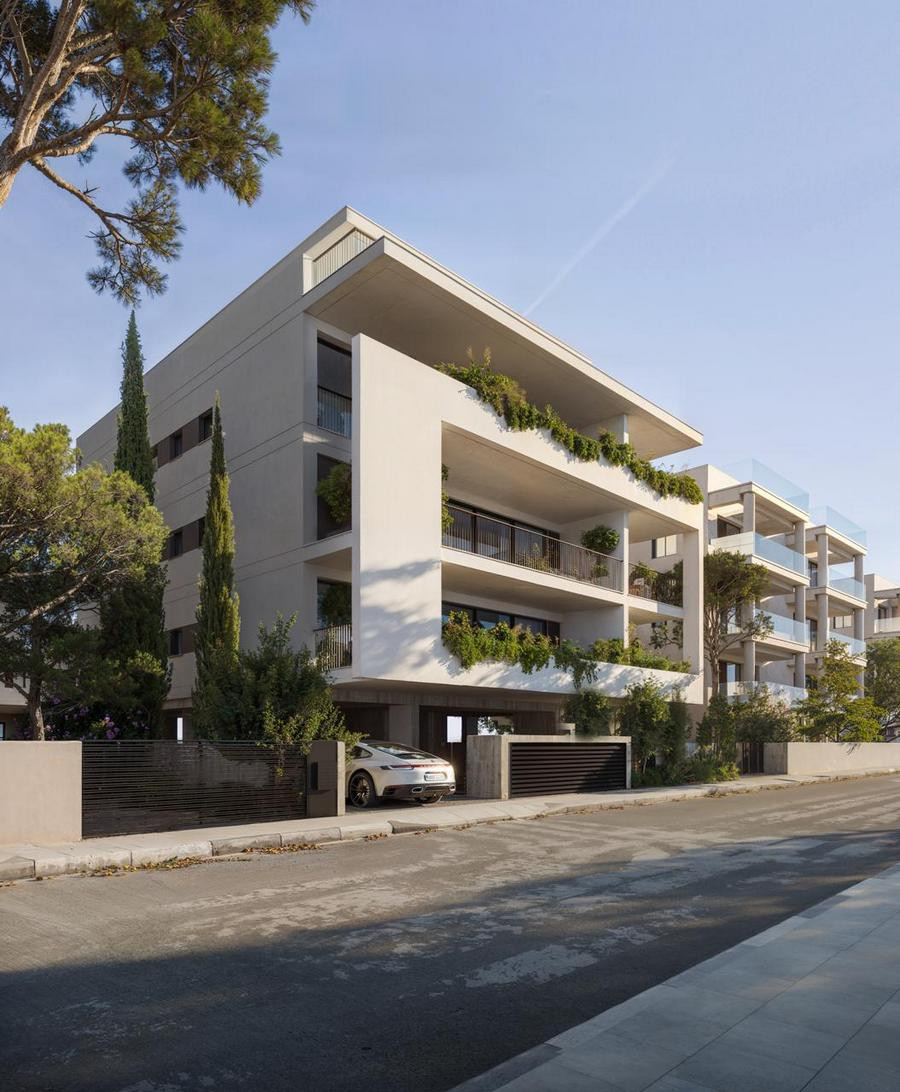 Apartment (Penthouse) in Zakaki, Limassol for Sale