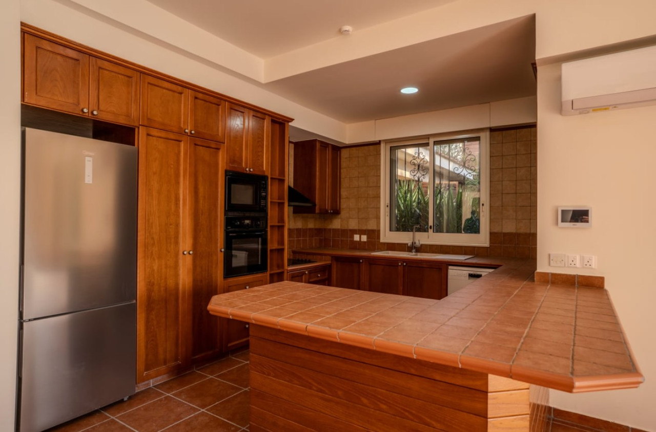 House (Detached) in Agios Sylas, Limassol for Sale