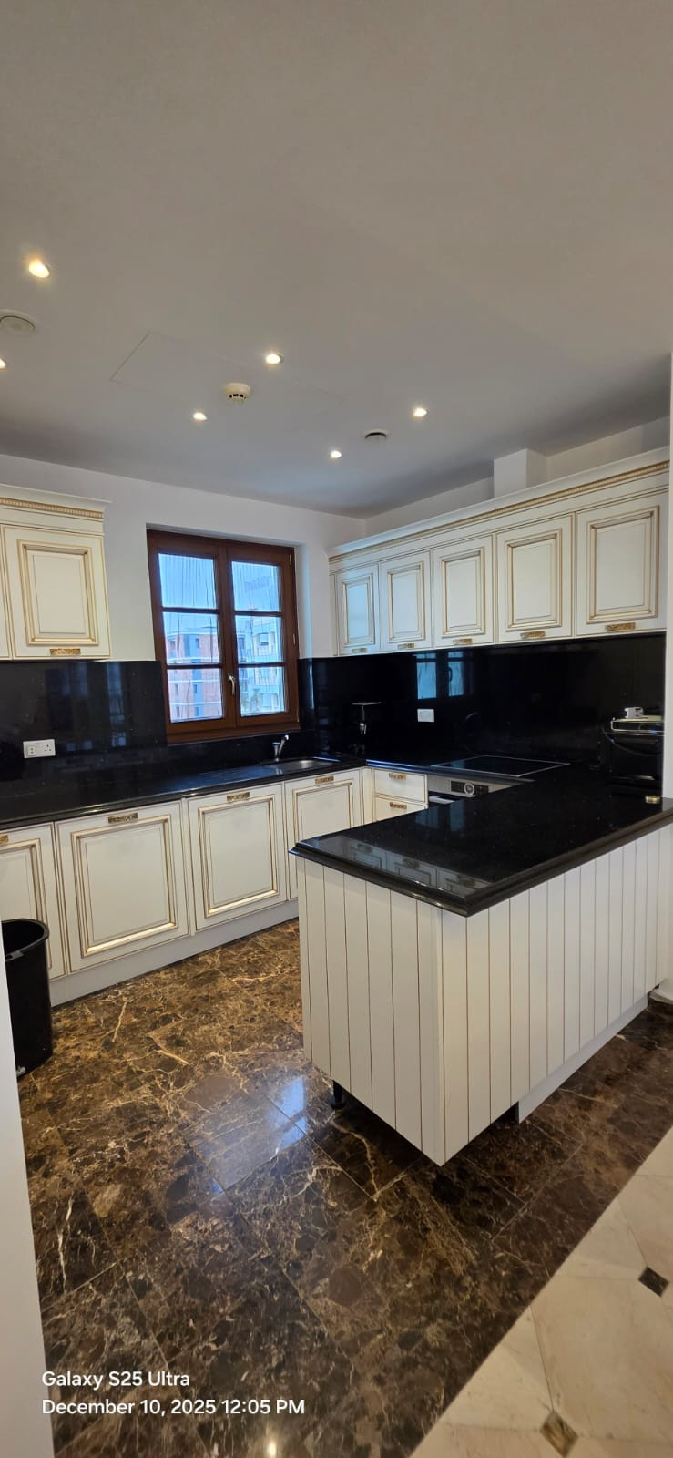 Apartment (Flat) in Papas Area, Limassol for Rent