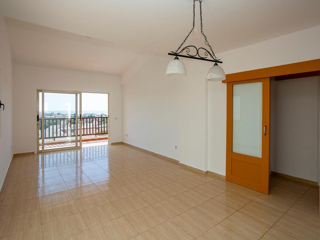 Apartment (Flat) in Chlorakas, Paphos for Sale