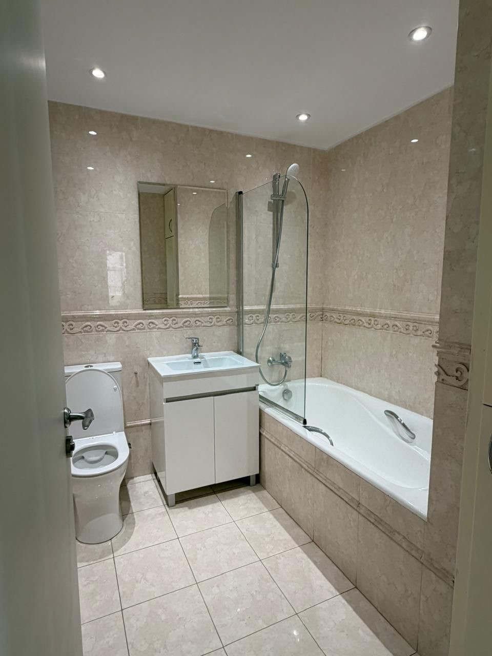 Apartment (Flat) in Posidonia Area, Limassol for Rent