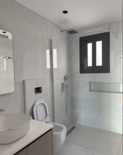 Apartment (Penthouse) in Agios Athanasios, Limassol for Sale