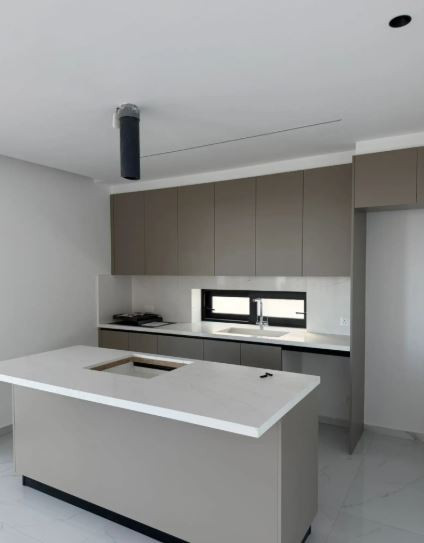 Apartment (Penthouse) in Agios Athanasios, Limassol for Sale