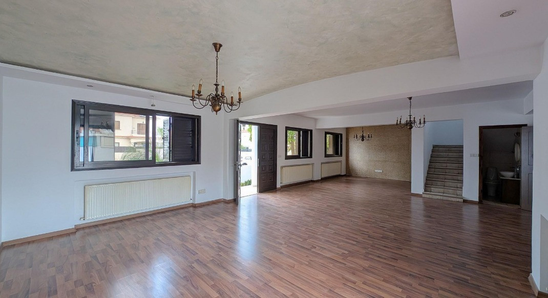 House (Semi detached) in Engomi, Nicosia for Sale