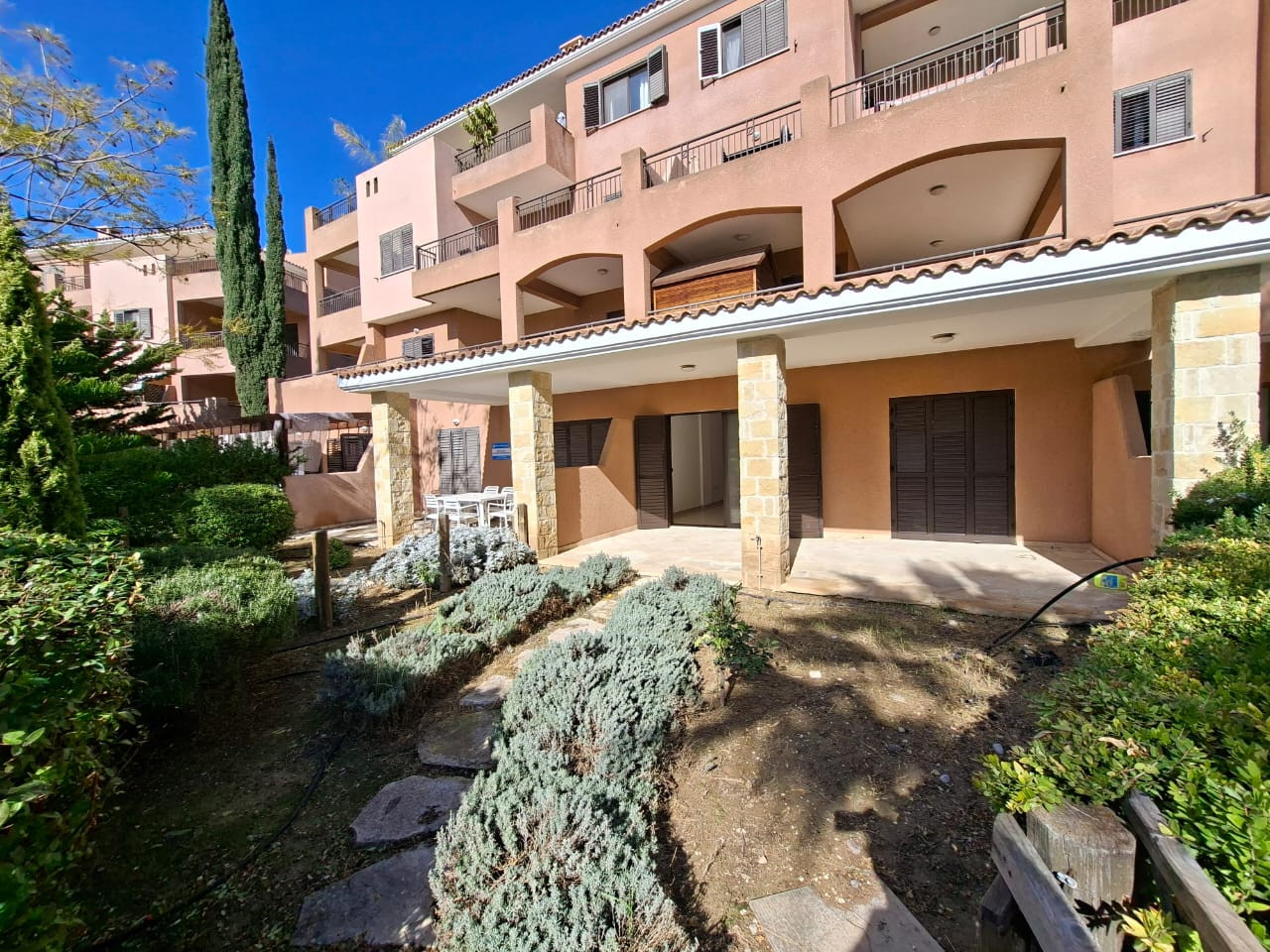 Apartment (Flat) in Kato Paphos, Paphos for Sale
