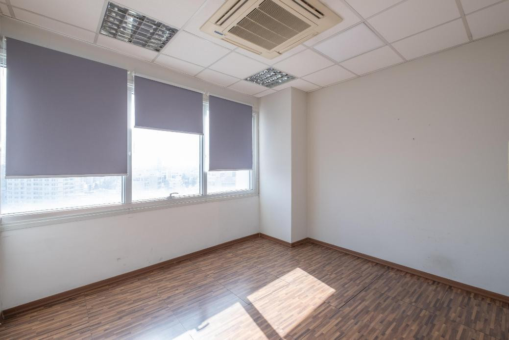 Commercial (Building) in City Center, Nicosia for Sale