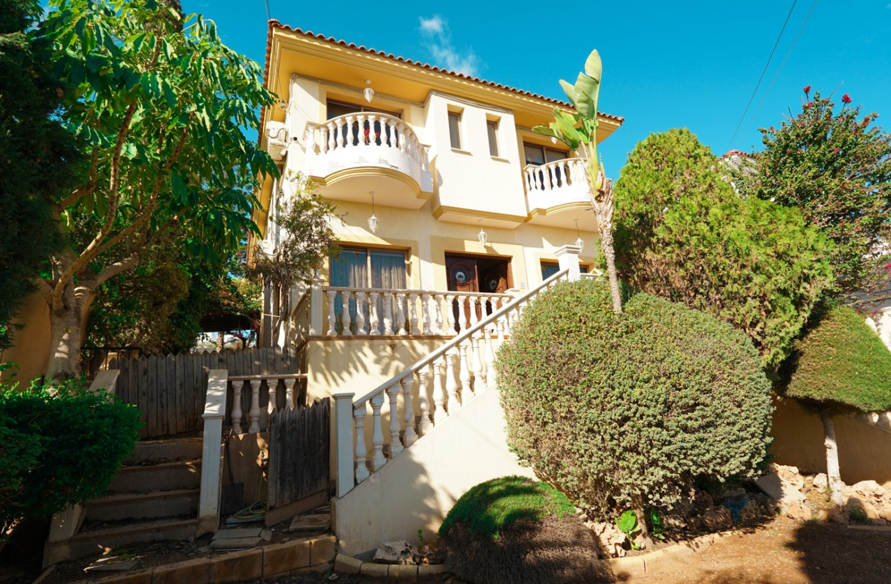 Дом 4 спальни 219 м² Demos Agiou Athanasiou, Кипр