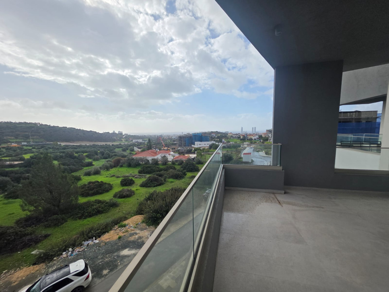 Apartment (Penthouse) in Germasoyia, Limassol for Sale