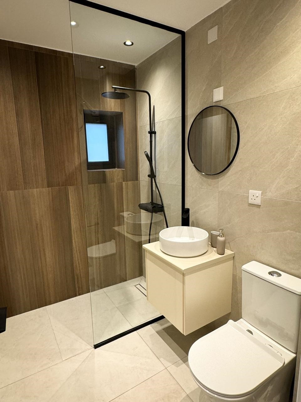 Apartment (Flat) in Neapoli, Limassol for Rent