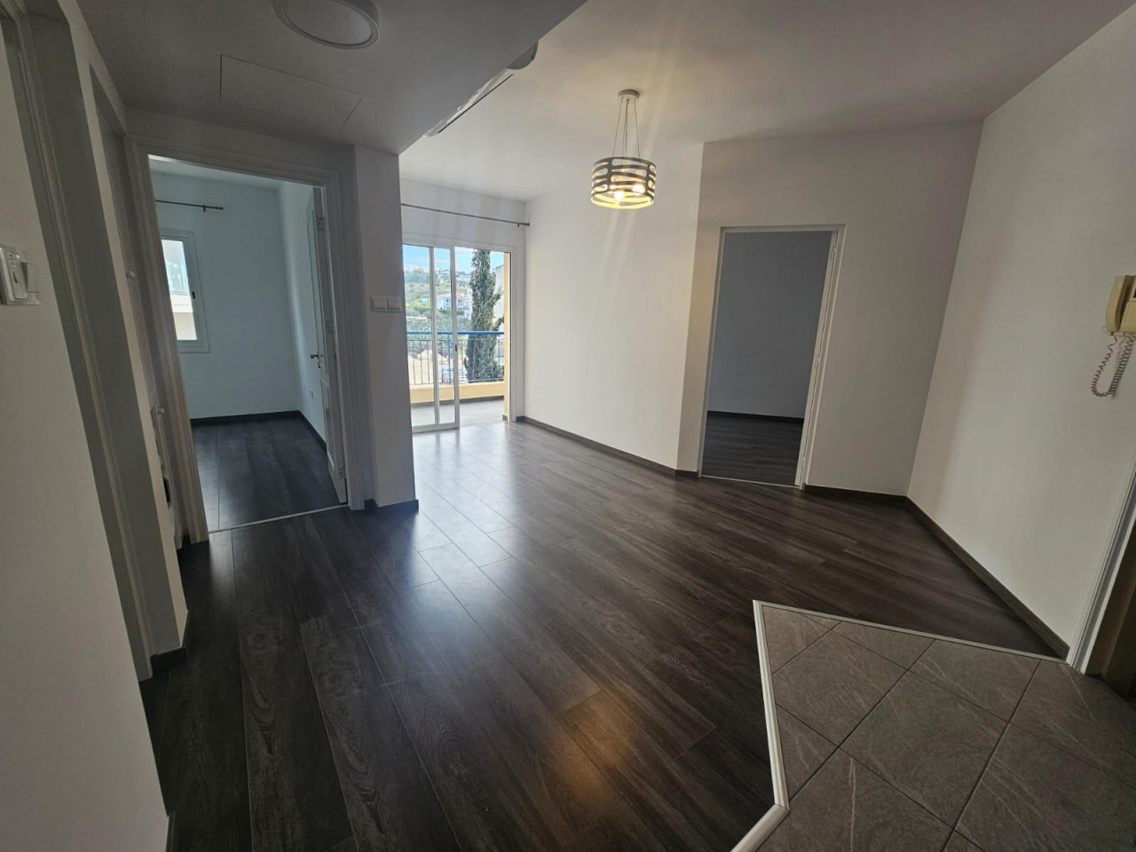 Mieszkanie 2 pokoi 58 m² Pafos, Cypr
