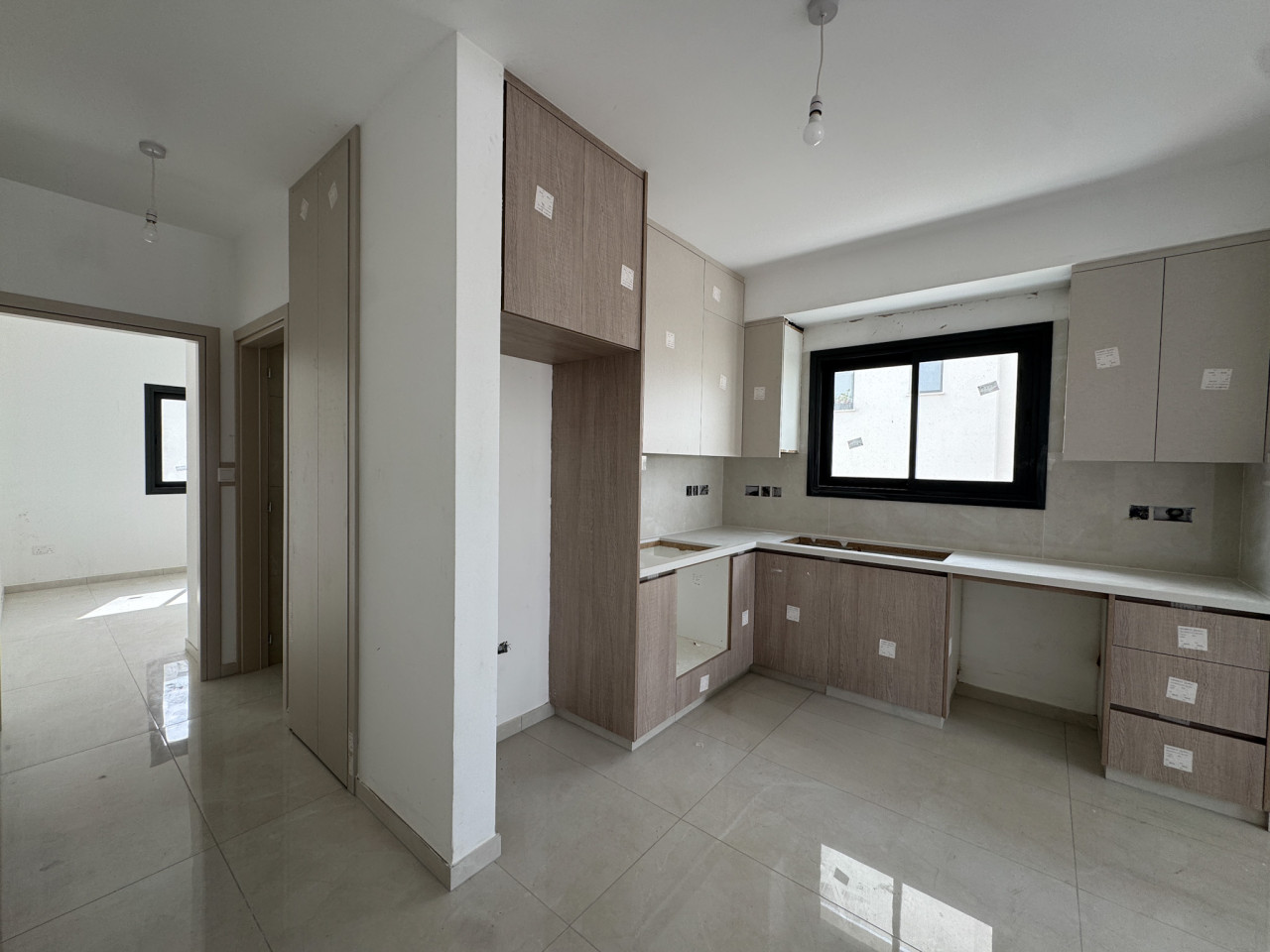 Mieszkanie 1 pokój 63 m² Demos Agiou Athanasiou, Cypr