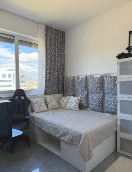 Apartment (Penthouse) in Agios Athanasios, Limassol for Sale