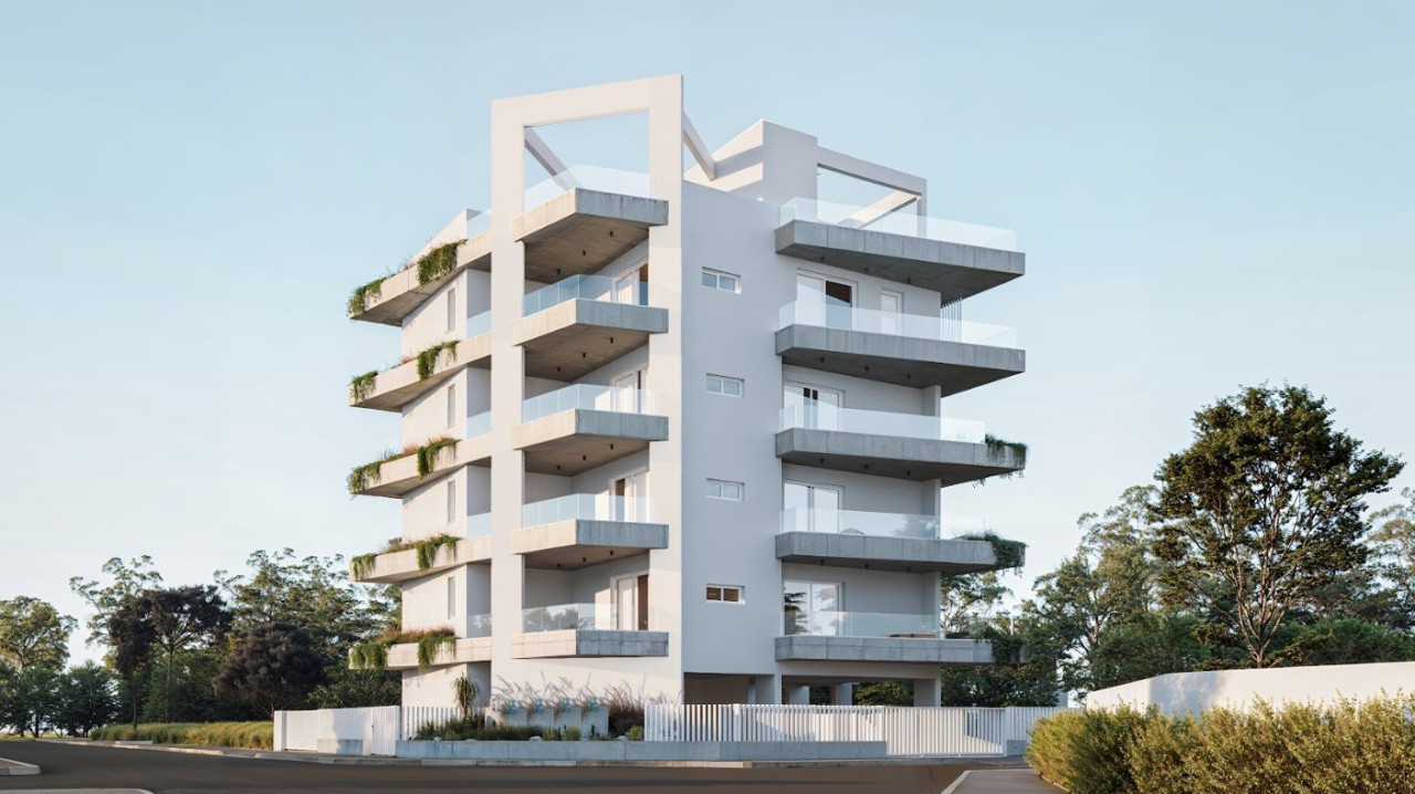 Apartment (Penthouse) in Agios Nikolaos, Larnaca for Sale