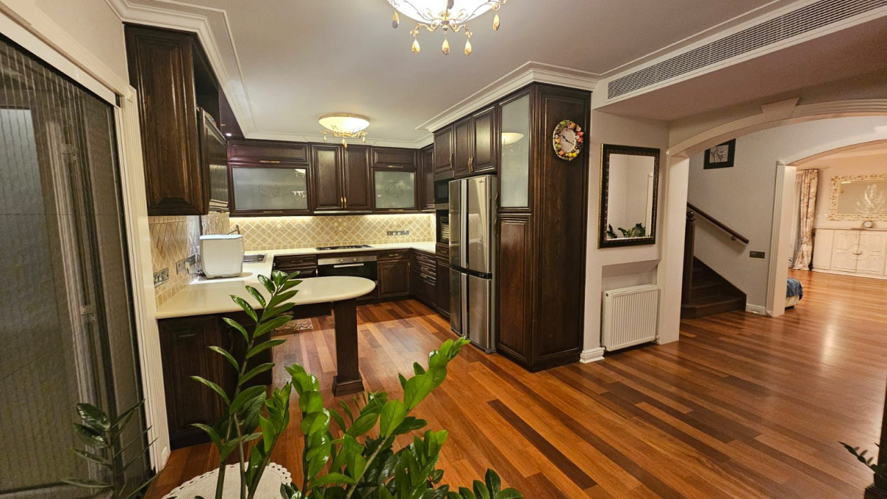 House (Detached) in Crowne Plaza Area, Limassol for Sale