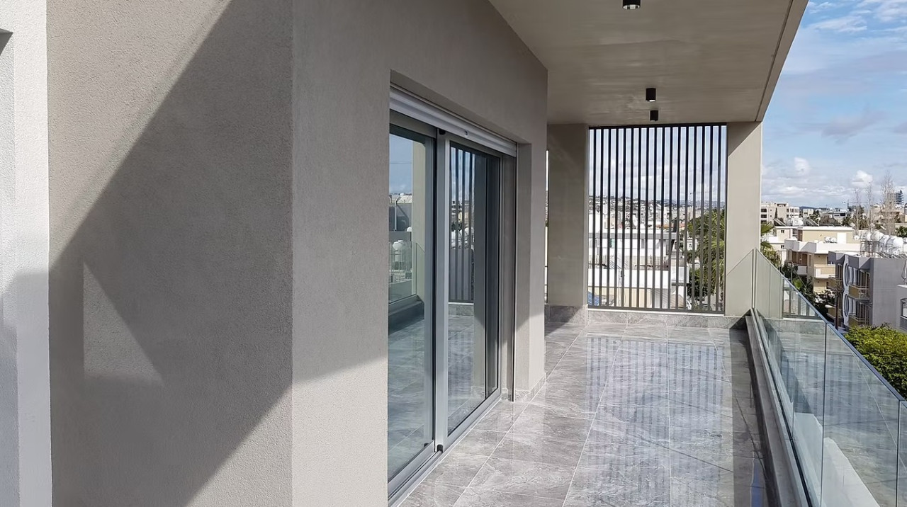 Apartment (Penthouse) in Moutagiaka Tourist Area, Limassol for Sale