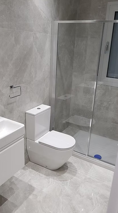 Apartment (Penthouse) in Moutagiaka Tourist Area, Limassol for Sale