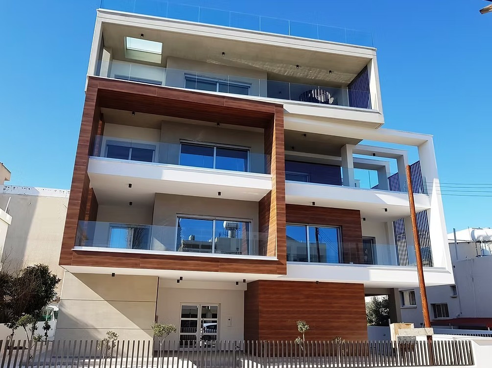 Apartment (Penthouse) in Moutagiaka Tourist Area, Limassol for Sale
