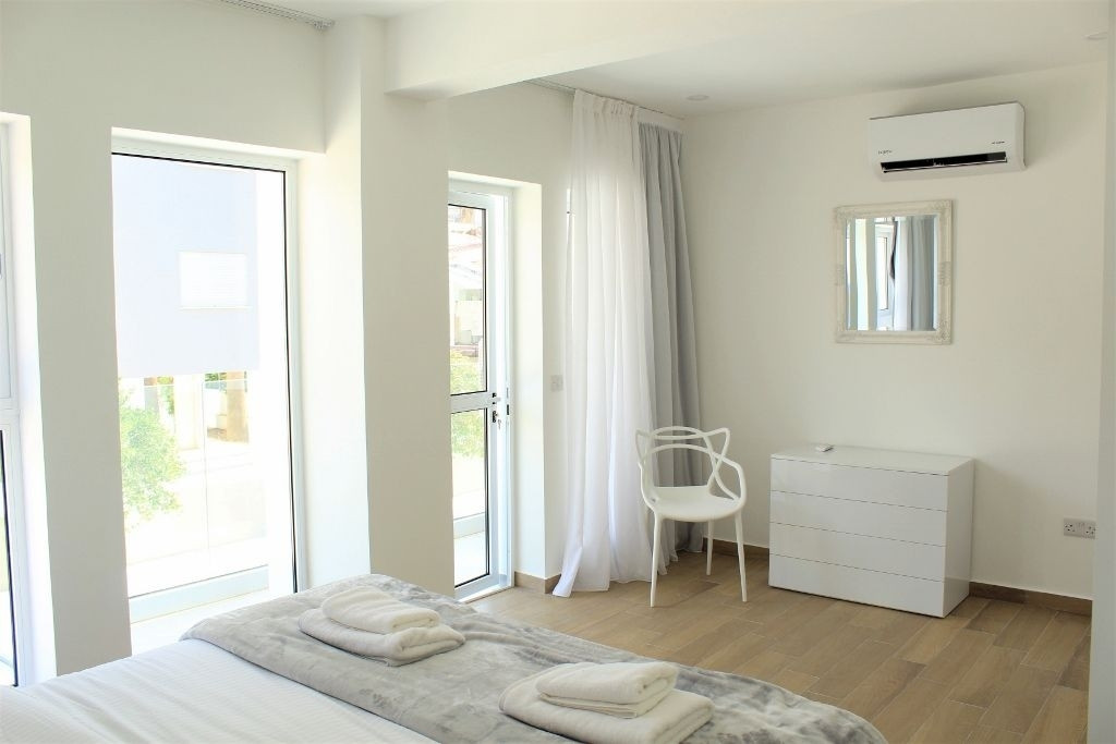 Apartment (Flat) in Potamos Germasoyias, Limassol for Sale
