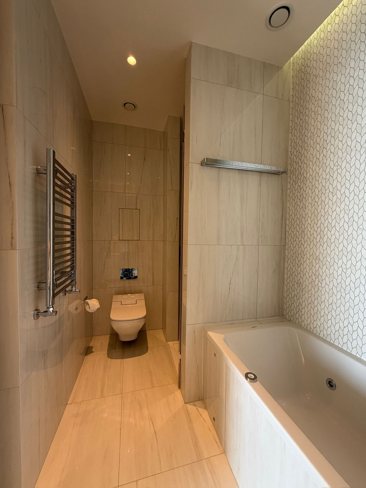 Apartment (Flat) in Moutagiaka Tourist Area, Limassol for Sale