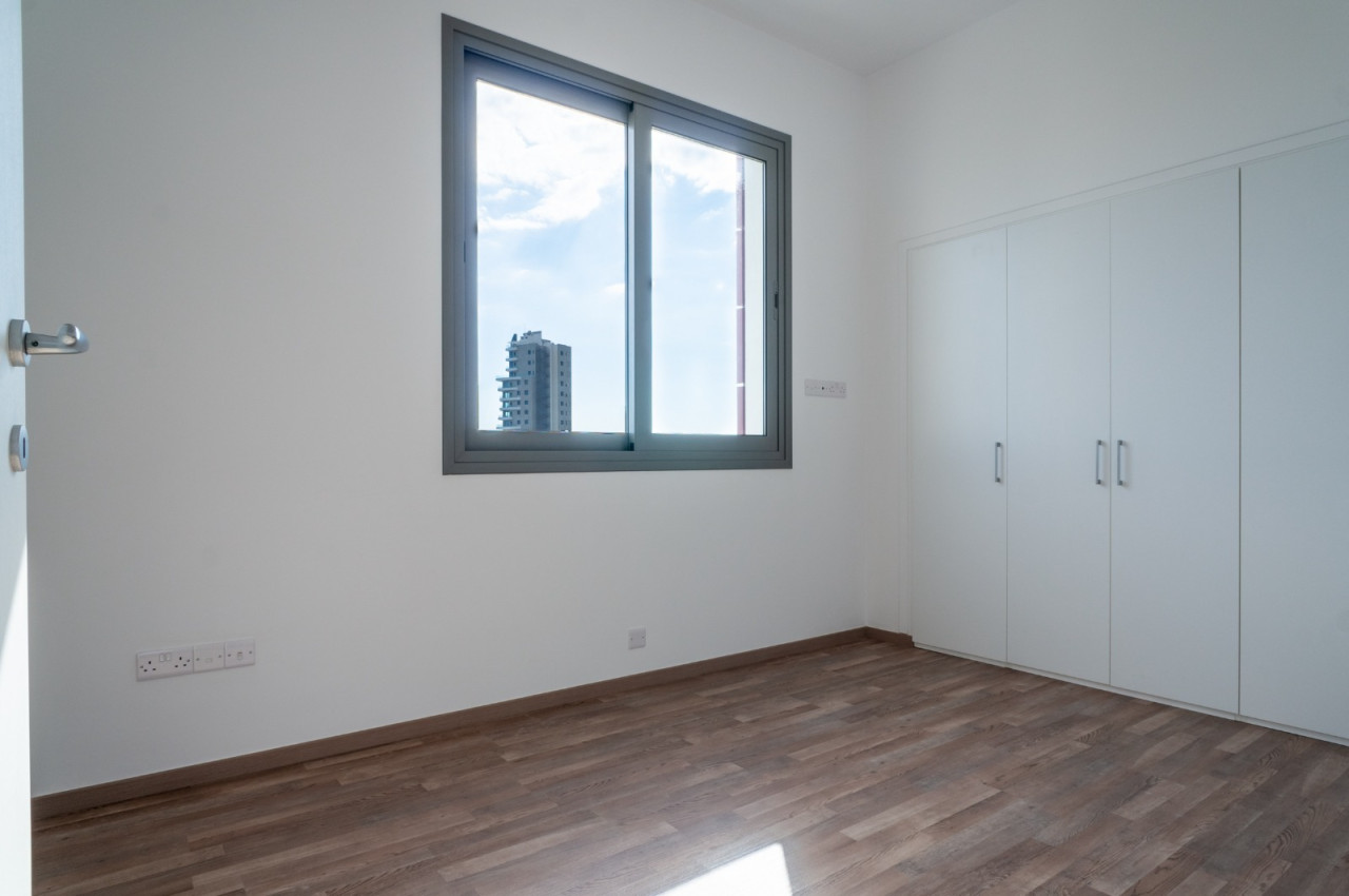 Apartment (Penthouse) in Moutagiaka Tourist Area, Limassol for Sale