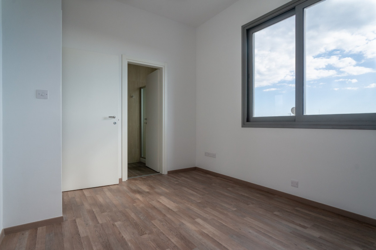 Apartment (Penthouse) in Moutagiaka Tourist Area, Limassol for Sale