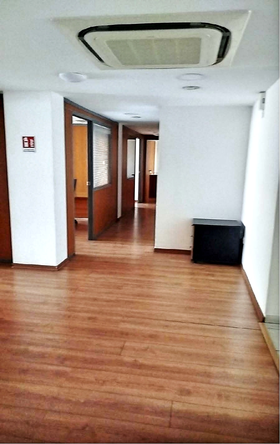 Commercial (Office) in Neapoli, Limassol for Sale