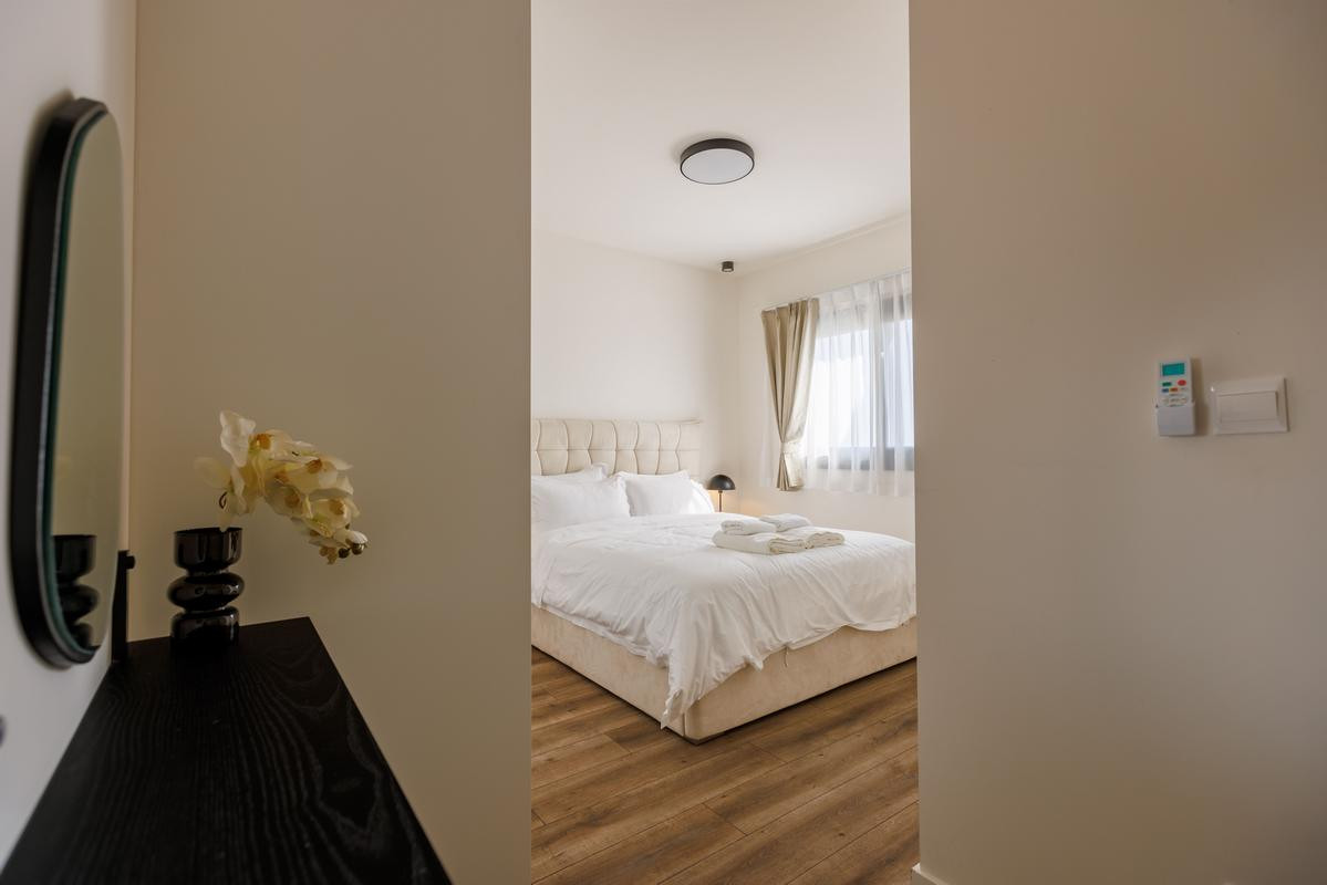 Apartment (Flat) in Zakaki, Limassol for Sale