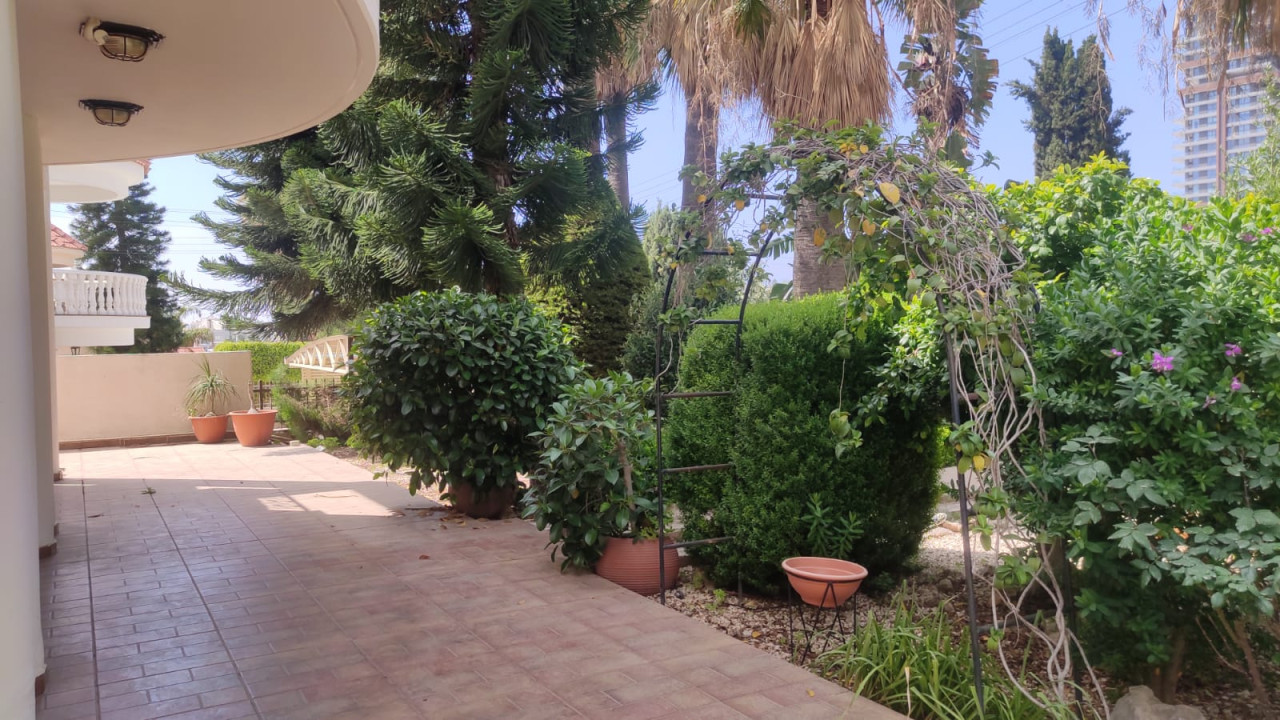 House (Detached) in Amathus Area, Limassol for Sale