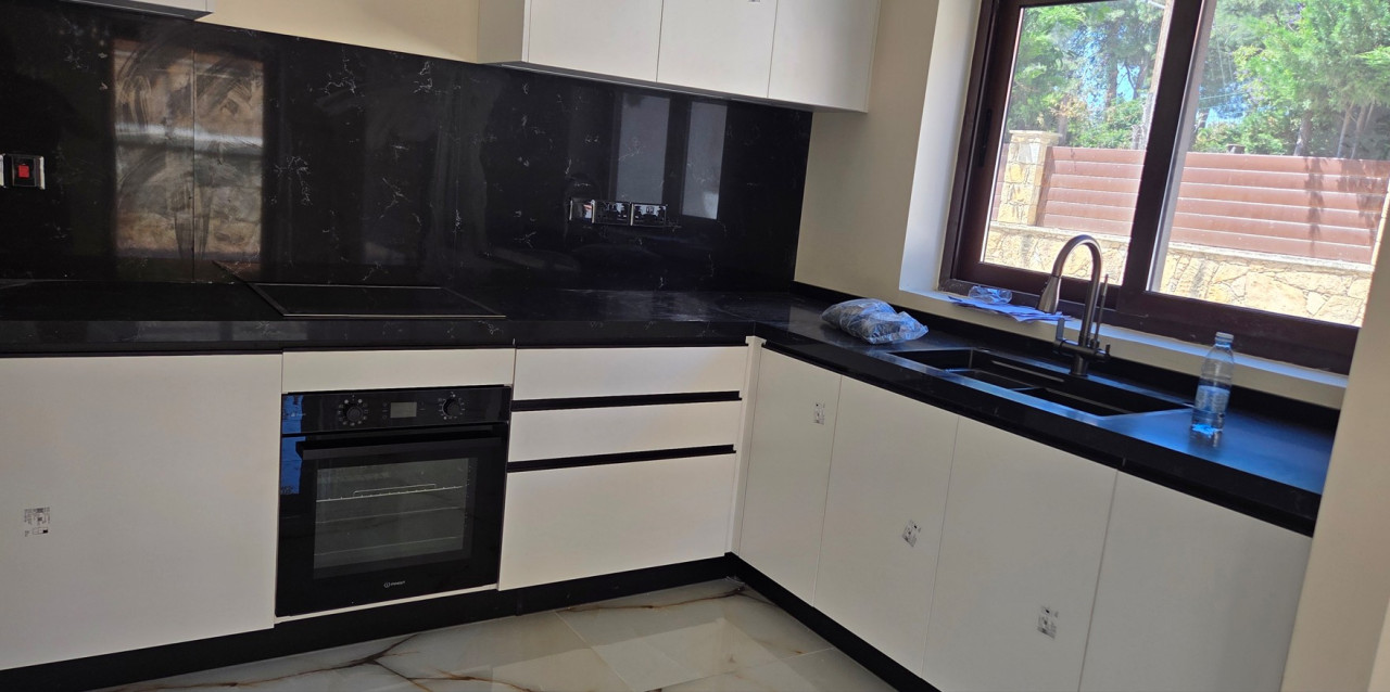 House (Detached) in Souni-Zanakia, Limassol for Sale