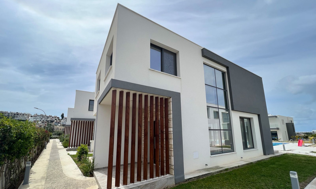 House (Detached) in Kissonerga, Paphos for Sale
