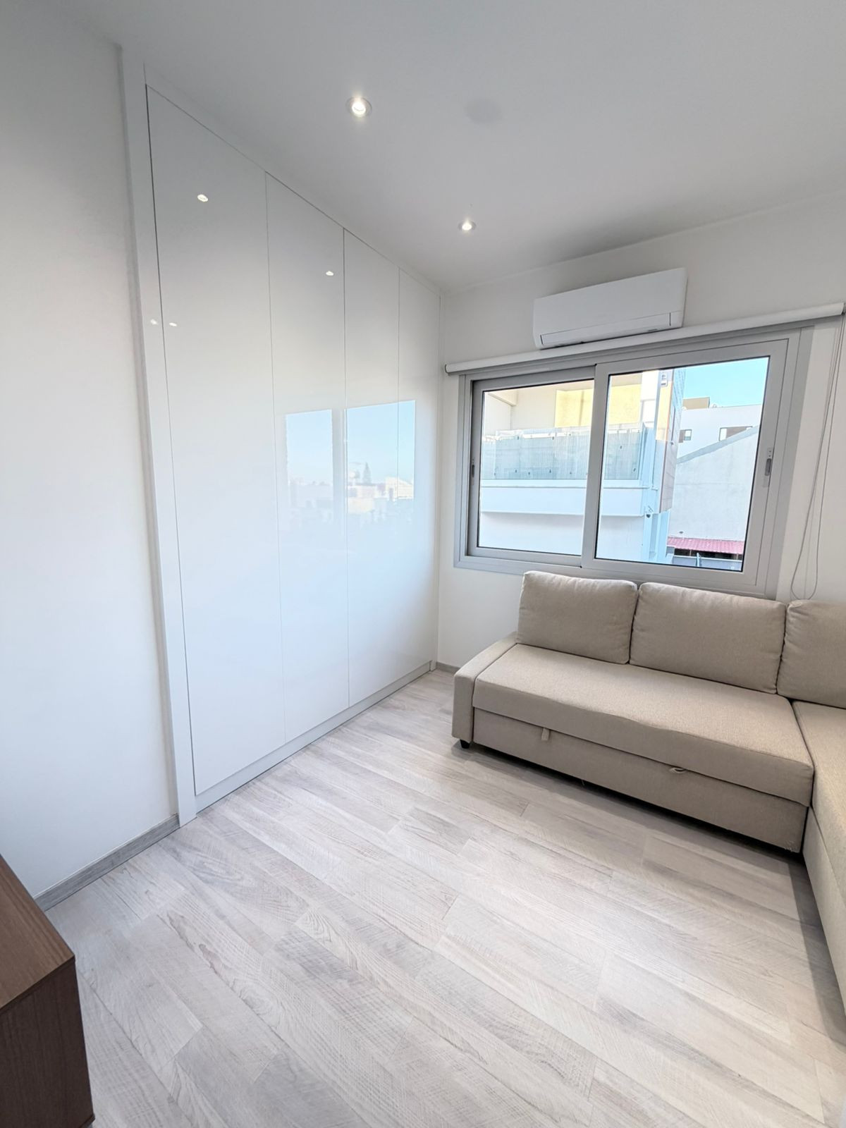 Apartment (Penthouse) in Germasoyia Tourist Area, Limassol for Sale
