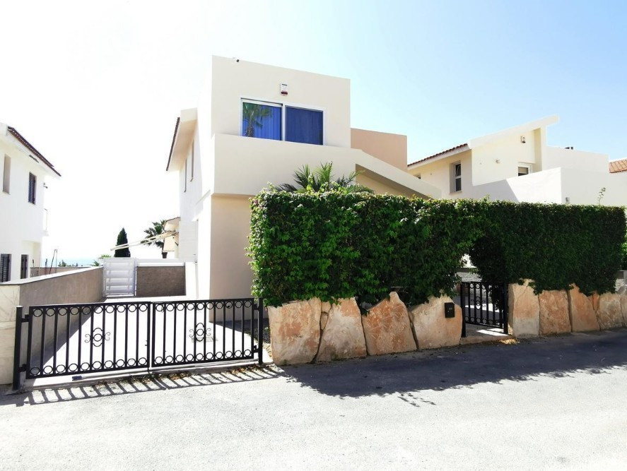 House (Detached) in Coral Bay, Paphos for Sale