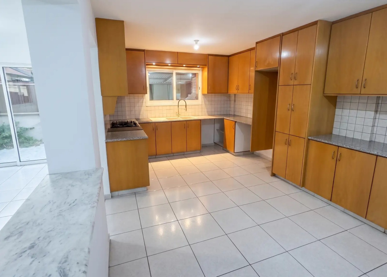House (Semi detached) in Kapsalos, Limassol for Sale