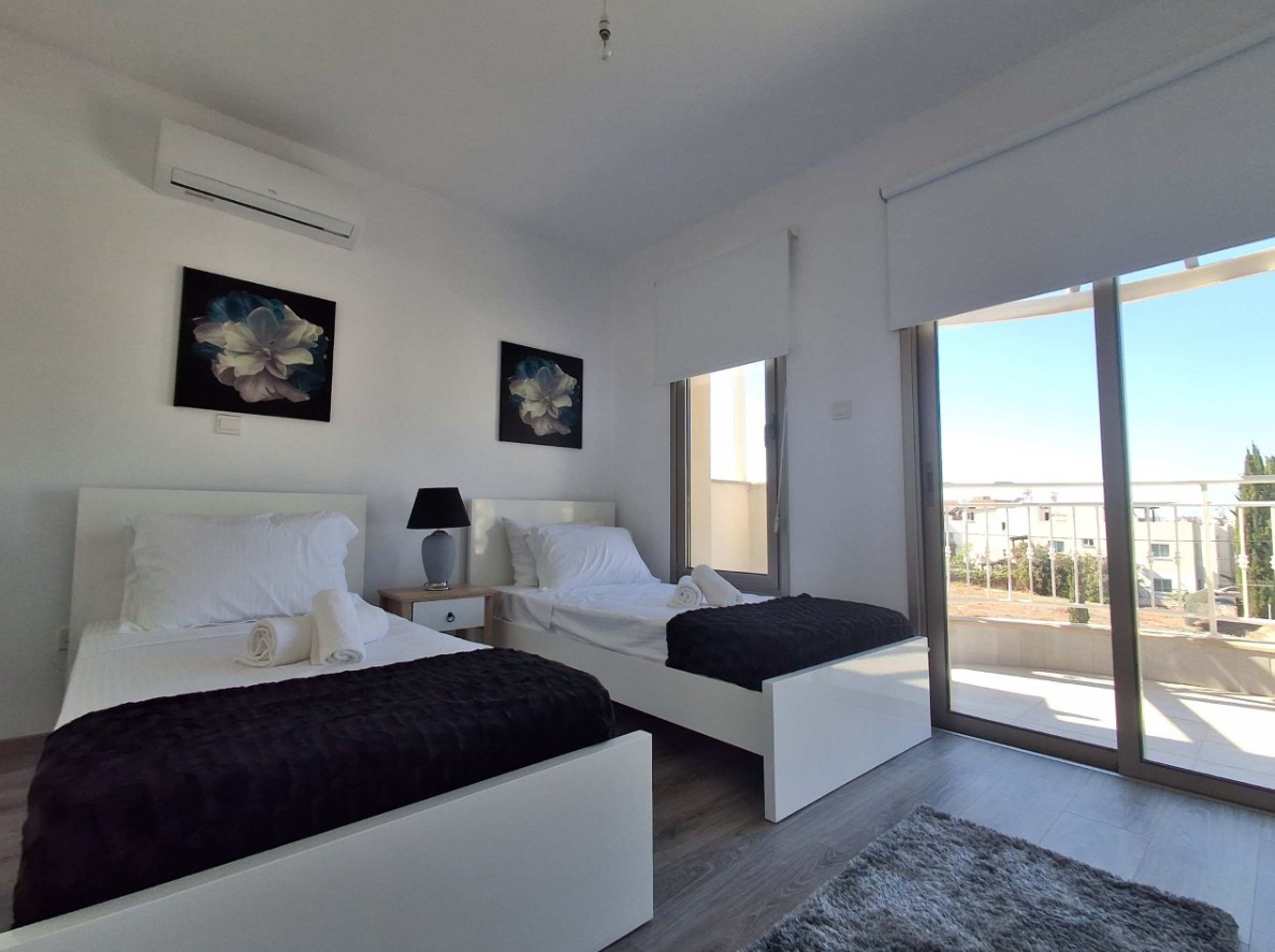 House (Maisonette) in Universal, Paphos for Sale