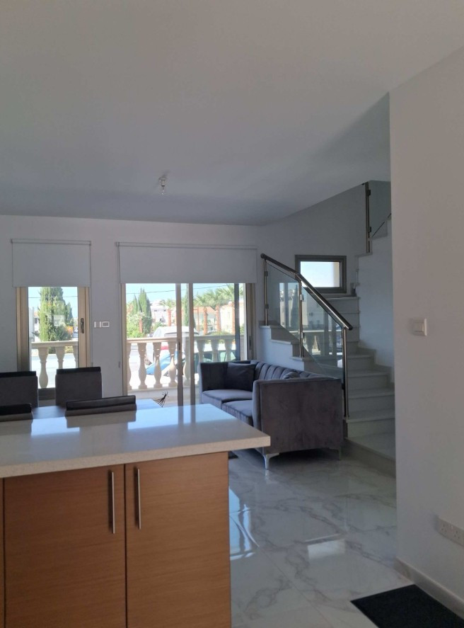 House (Maisonette) in Universal, Paphos for Sale