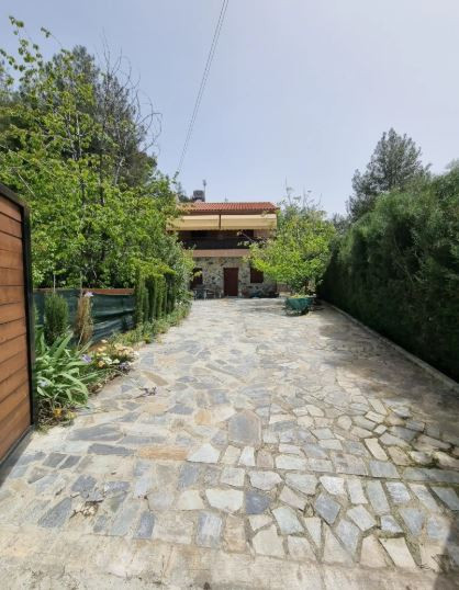 House (Detached) in Platres (Kato), Limassol for Sale