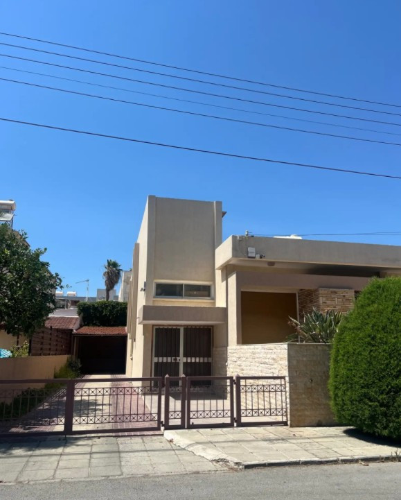 House (Detached) in Agios Nikolaos, Limassol for Sale