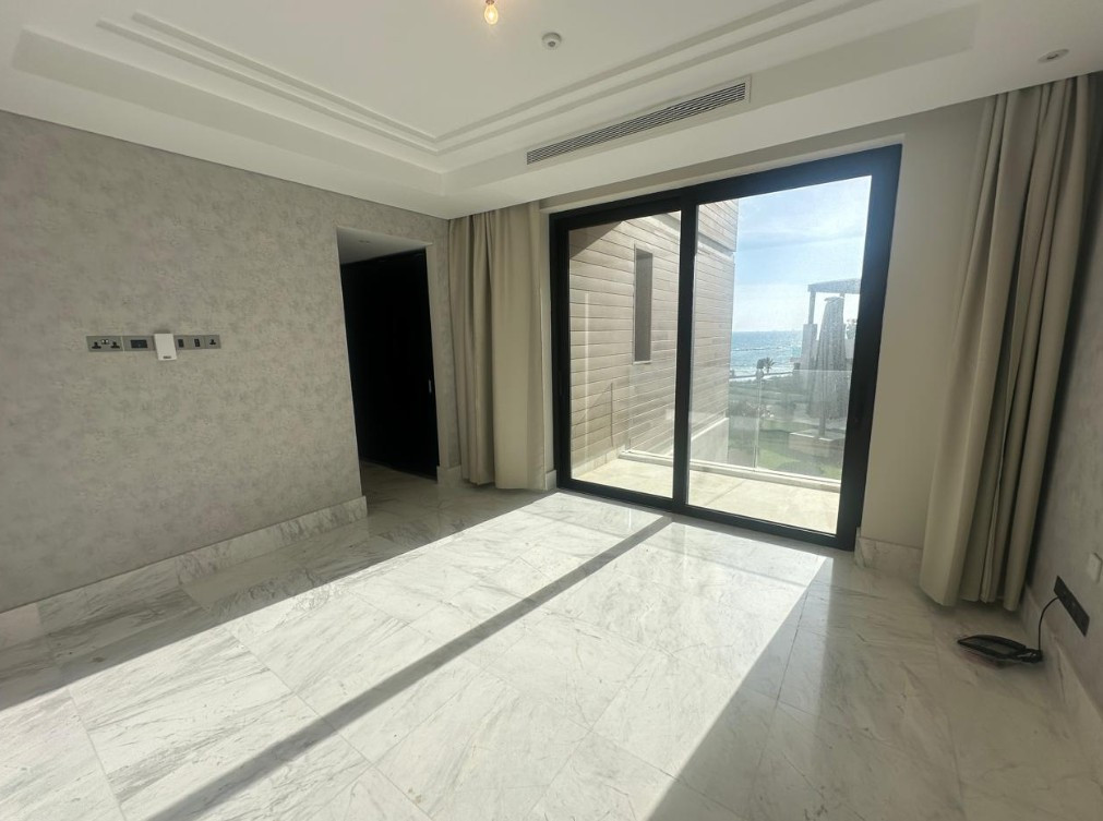 Apartment (Flat) in Amathus Area, Limassol for Sale