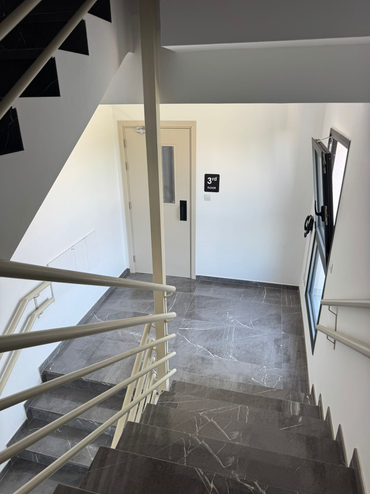 Apartment (Penthouse) in Columbia, Limassol for Sale