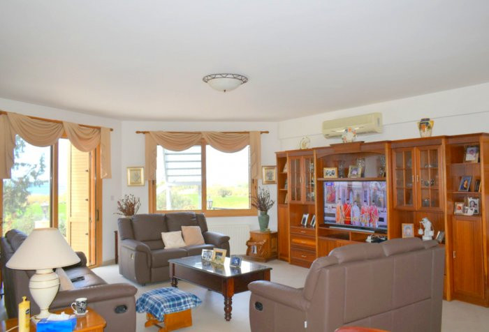 House (Detached) in Sea Caves Pegeia, Paphos for Sale