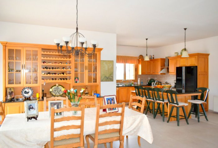 House (Detached) in Sea Caves Pegeia, Paphos for Sale