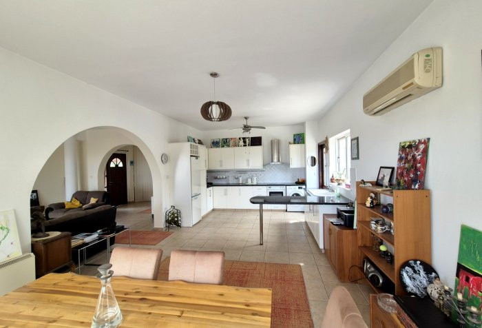 House (Detached) in Sea Caves Pegeia, Paphos for Sale